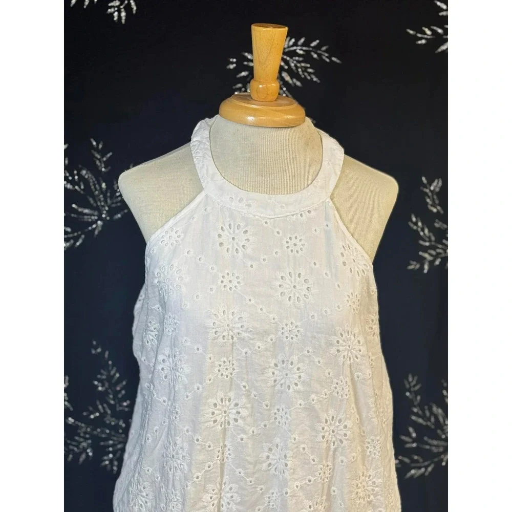 Shein White Eyelet Halter Mini Dress Floral Embroidered Keyhole Back XL EU 44 US - Picture 3 of 7